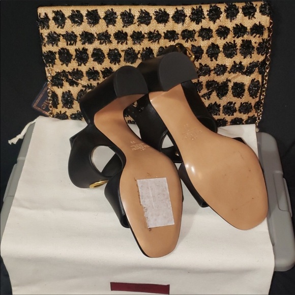 ‼️NEW‼️WOW VALENTINO GARAVANI EYELET EMBELLISHED SANDALS‼️‼️‼️🤩🤩 - Picture 5 of 16